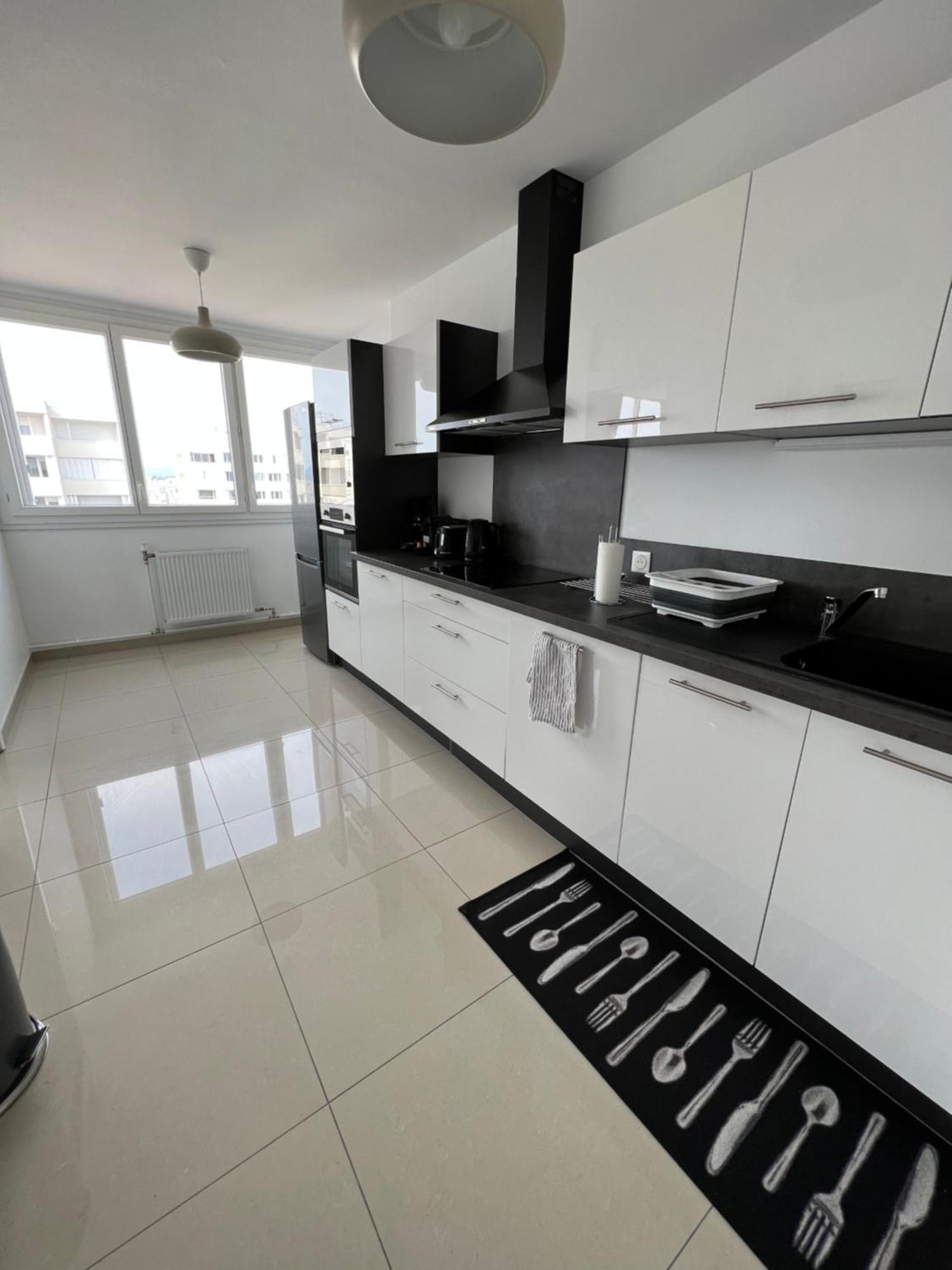 Super 4 Pieces Refait A Neuf Apartment Villeurbanne Exterior photo