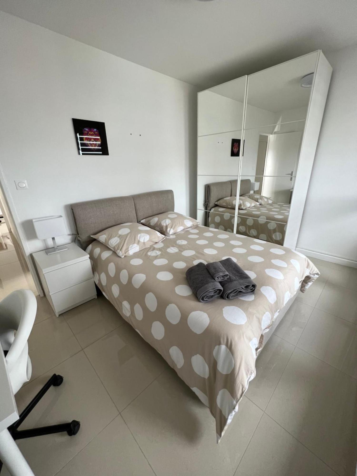 Super 4 Pieces Refait A Neuf Apartment Villeurbanne Exterior photo